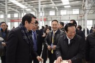 信阳黄瓜TV最新网站观看入口门窗生产线于2014年12月27日建成投产